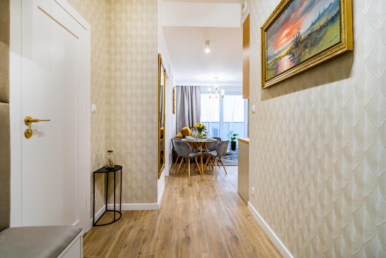 Apartamentysnu, Struga Tower Double Gold Z Parkingiem * Radom