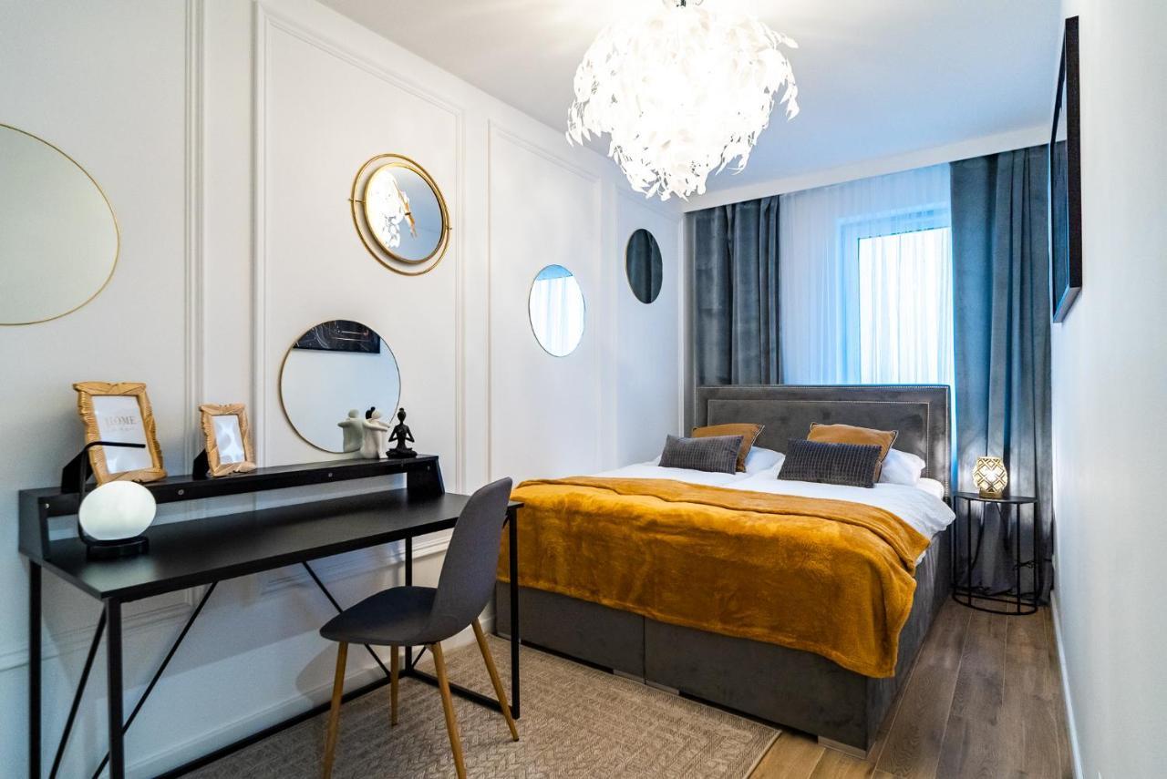 Apartamentysnu, Struga Tower Double Gold Z Parkingiem Radom